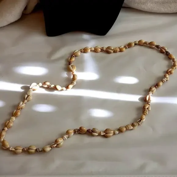 Vintage Hawaiian Cowrie & Mini Conch Sea Shell Necklace Natural Boho Beaded Lei - Picture 2 of 6